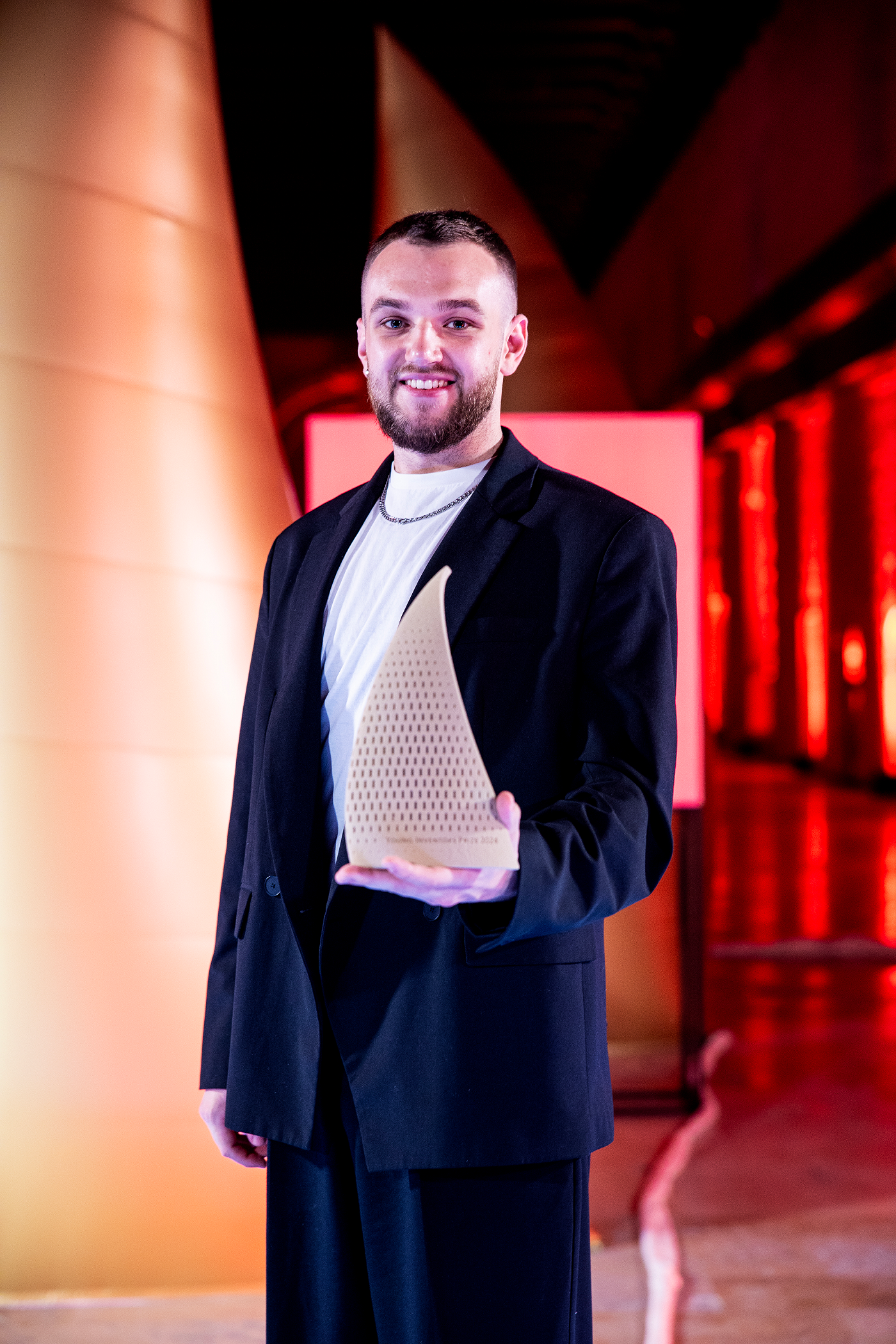 Ukrainian scientist Valentyn Frechka secures second place for Young Inventors Prize 2024 with sustainable paper-making solution